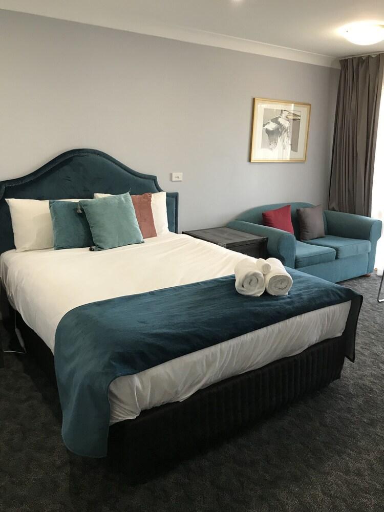 Town & Country Motor Inn Forbes Extérieur photo