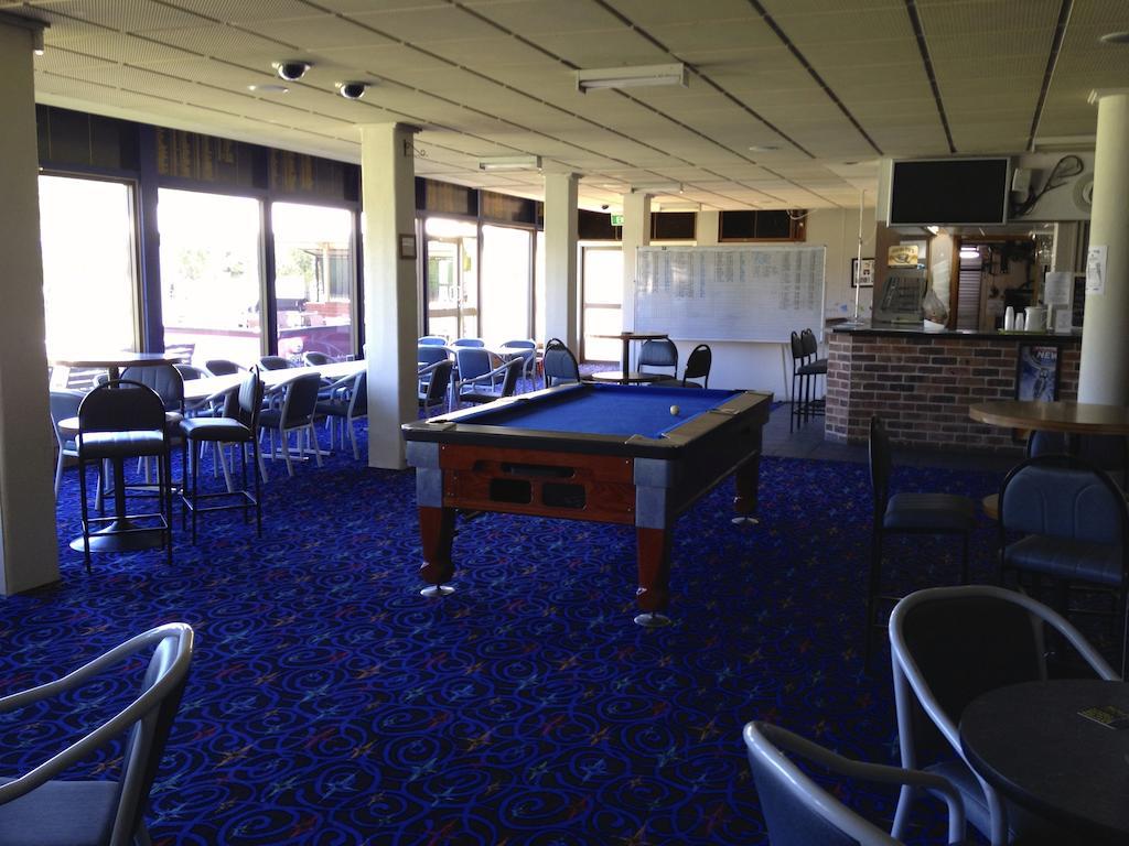 Town & Country Motor Inn Forbes Extérieur photo