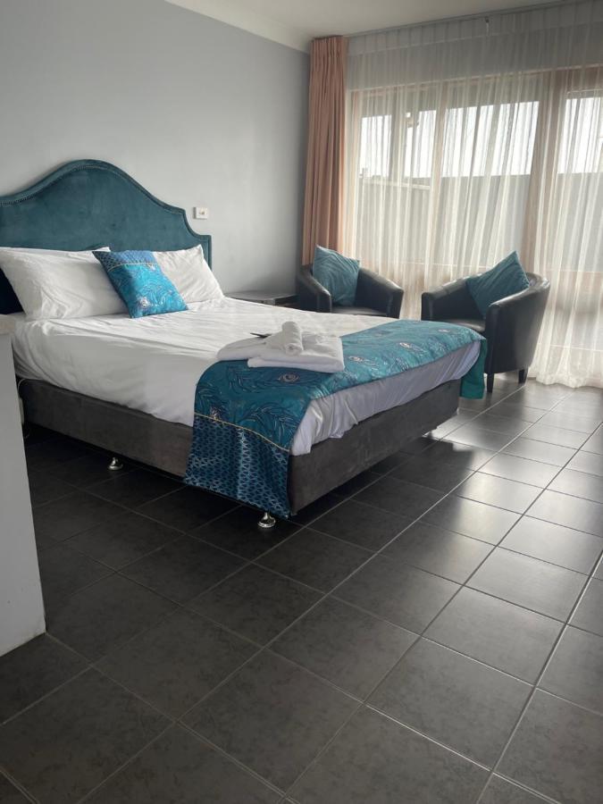 Town & Country Motor Inn Forbes Extérieur photo