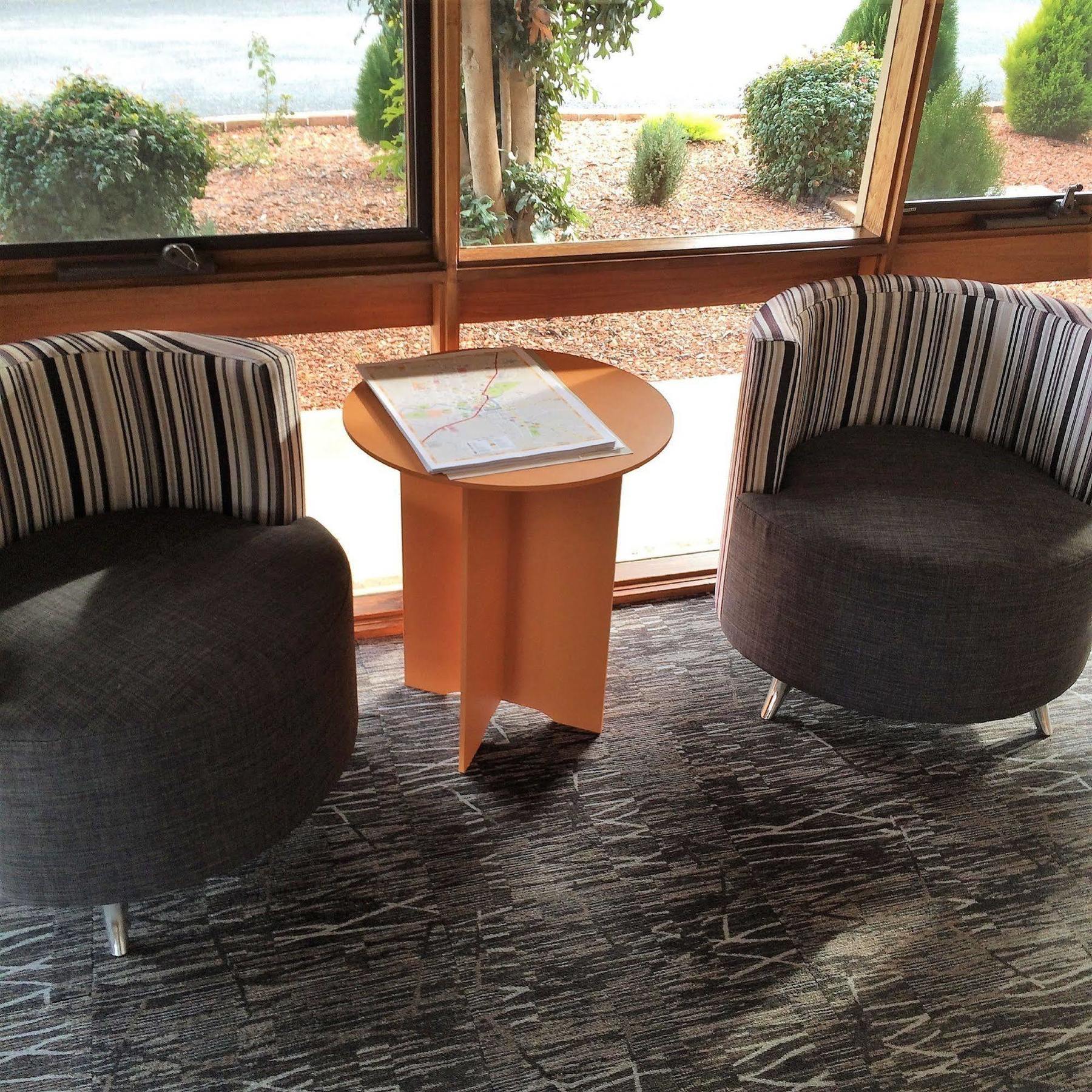Town & Country Motor Inn Forbes Extérieur photo