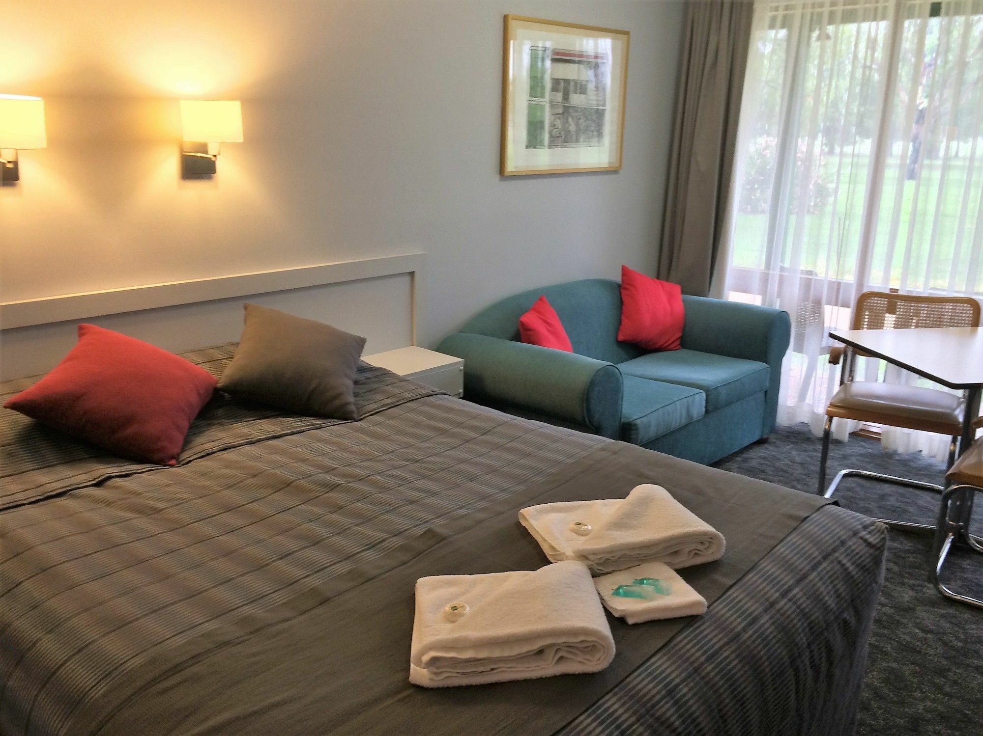 Town & Country Motor Inn Forbes Extérieur photo